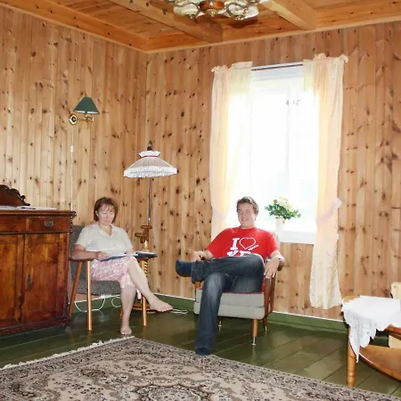 Three-bedroom Holiday In 3