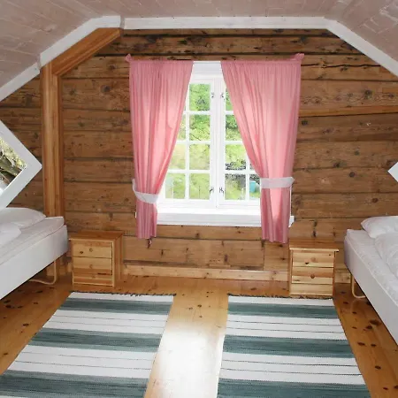 Three-bedroom Holiday In 3 *